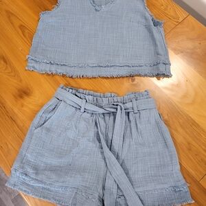 Light Blue High-Waist Linen Shorts with Tie Waist Cropped Sleevless Top